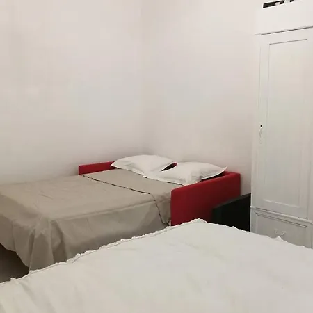 Elegant Apartment In Inner City At Vatican - Netflix And Optical Fiber-2